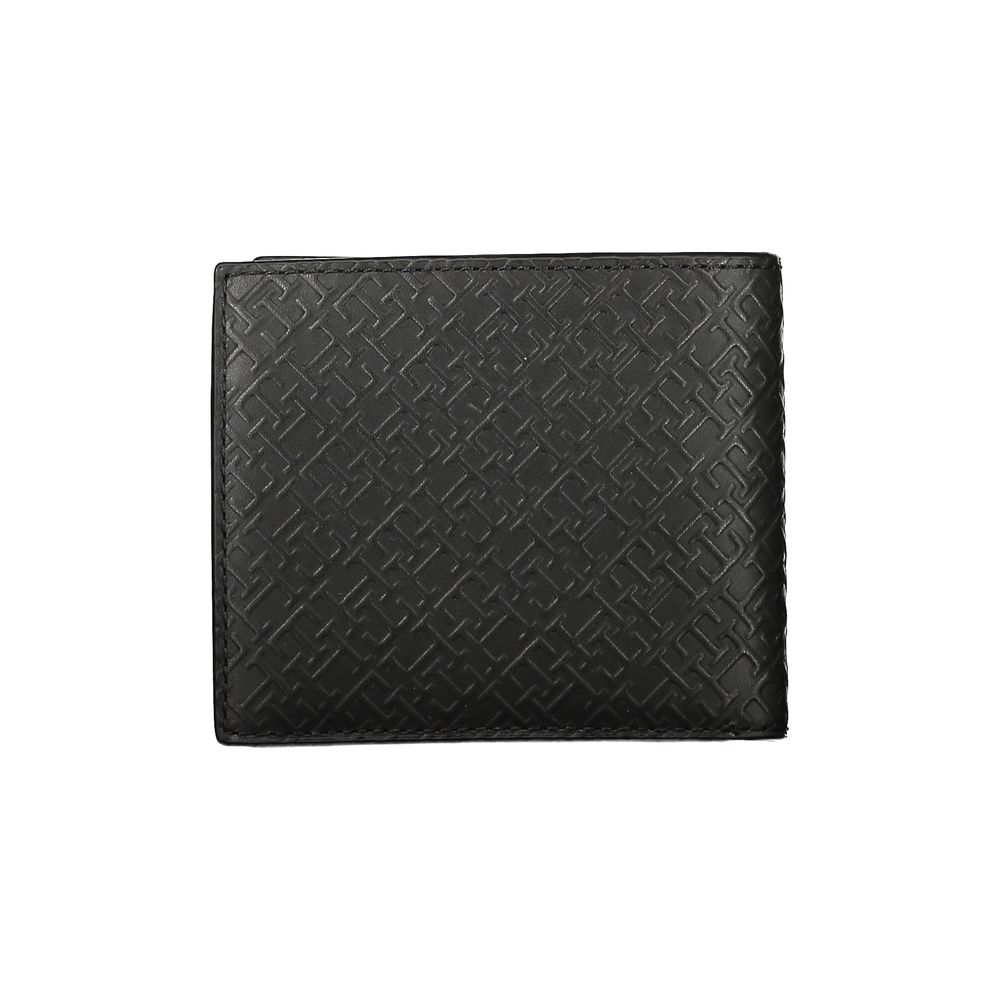 Tommy Hilfiger Elegant Black Leather Wallet with Multi-Compartments