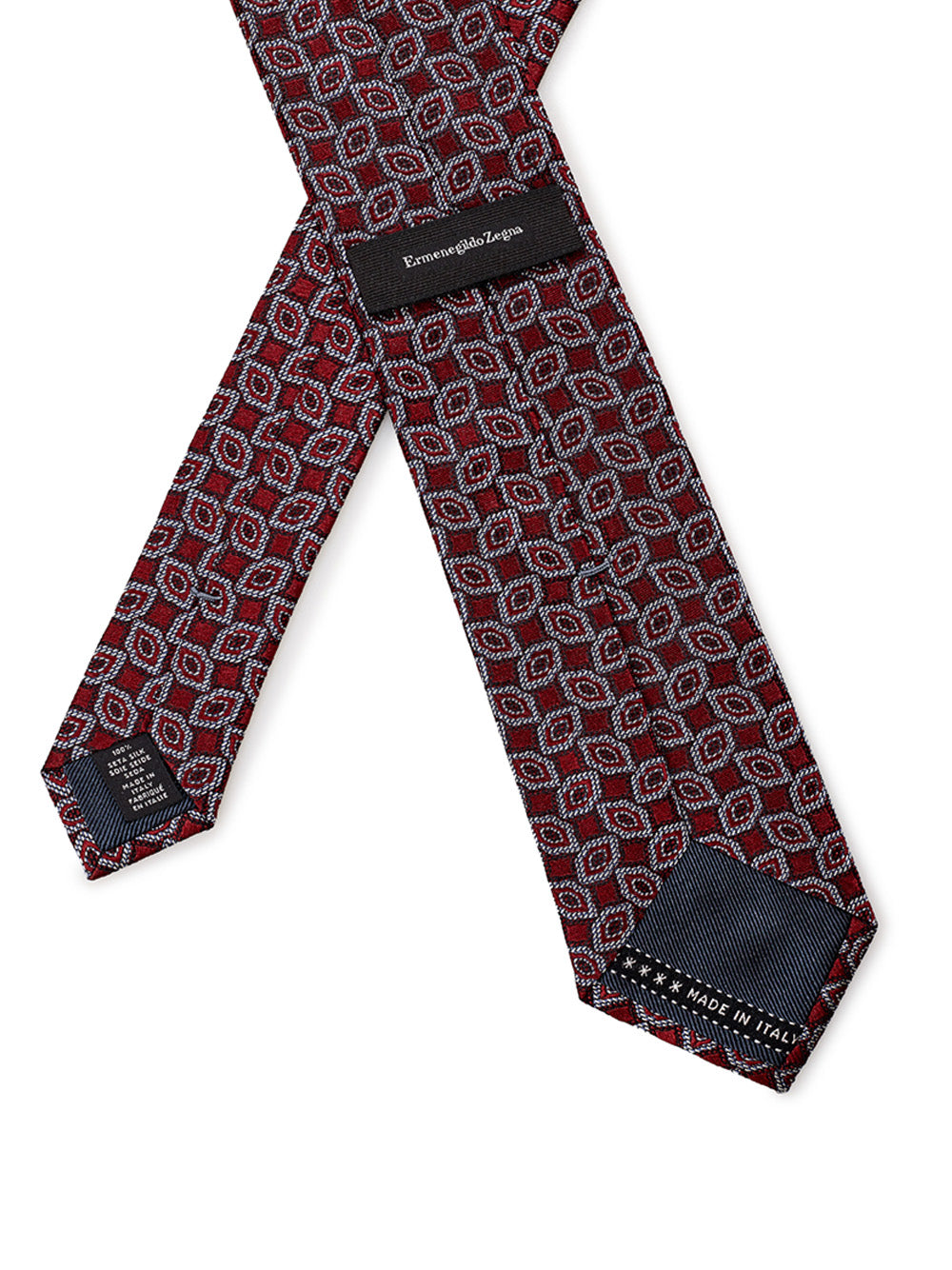 Ermenegildo Zegna Elegant Silk Tie in Dark Red